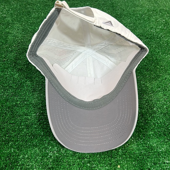 Antigua Performance Technical Fit Precision Hat NWT - Picture 8 of 16